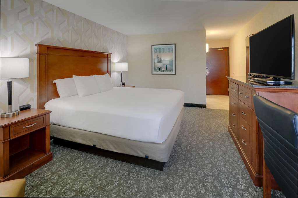 Drury Inn & Suites Charlotte University Place - photo 29