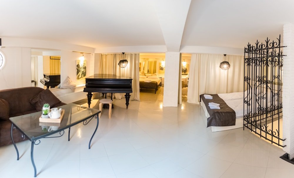 Falcon Apartments Meidan Boutique