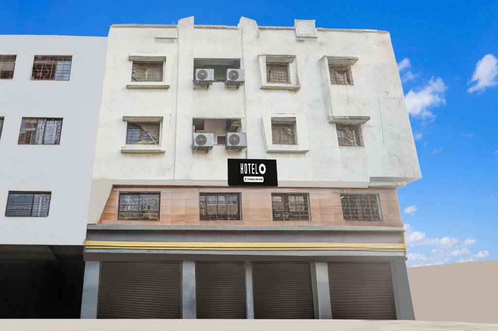 Super Hotel O Rajendra Nagar Hingna Road in Nagpur, India