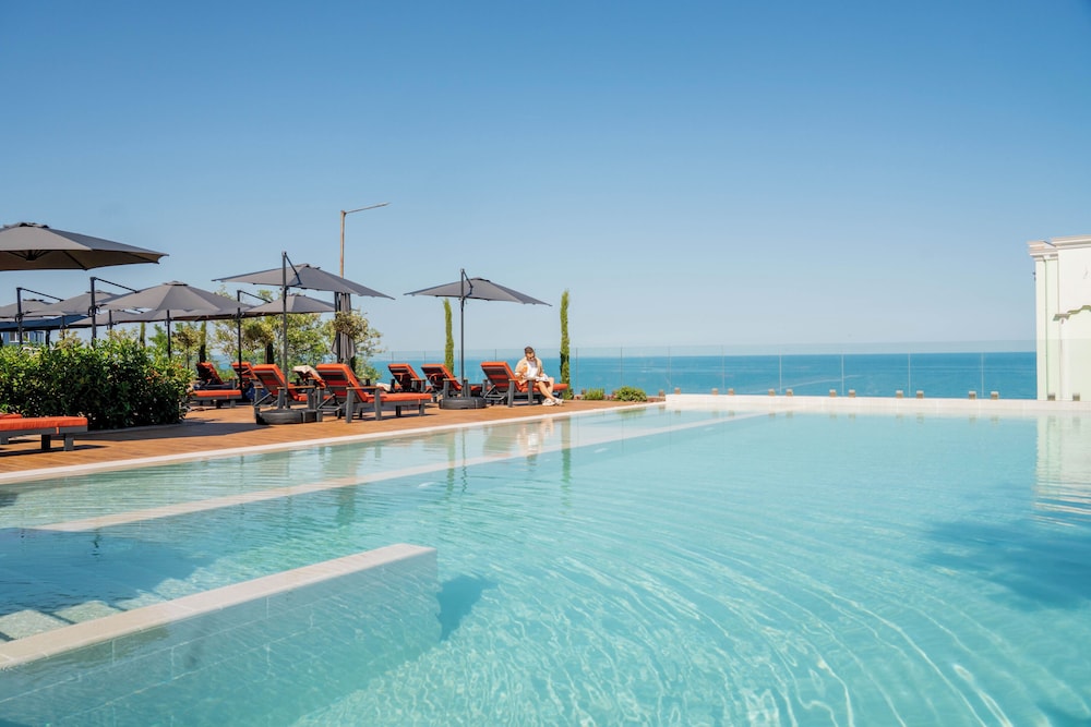 Boutique Hotel Aqua View — 4-Star Luxury Hotel in Varna, Bulgaria