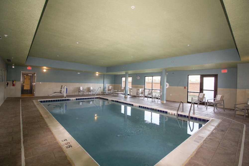Holiday Inn Express & Suites Kirksville University Area by IHG - photo 8