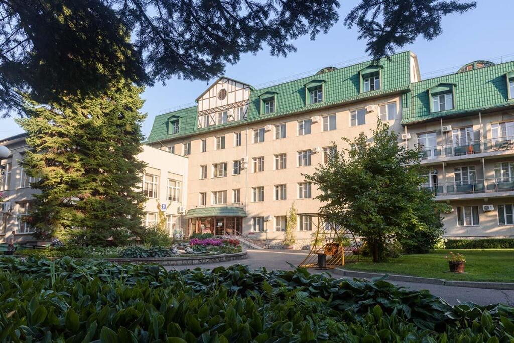 Sanatoriy Altay West in Belokurikha, Russia