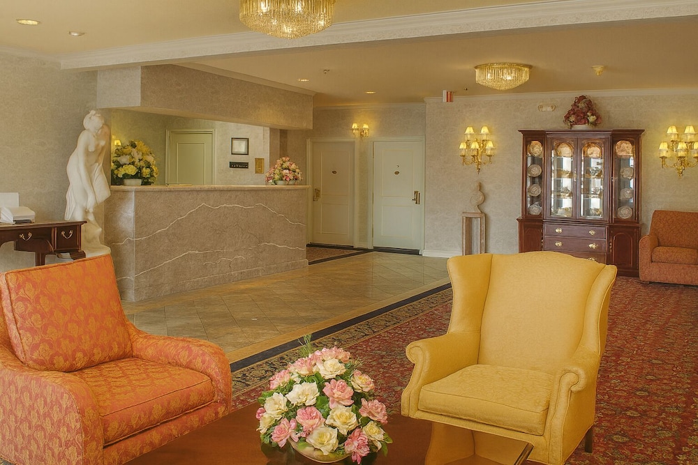 Carlyle Hotel - photo 4
