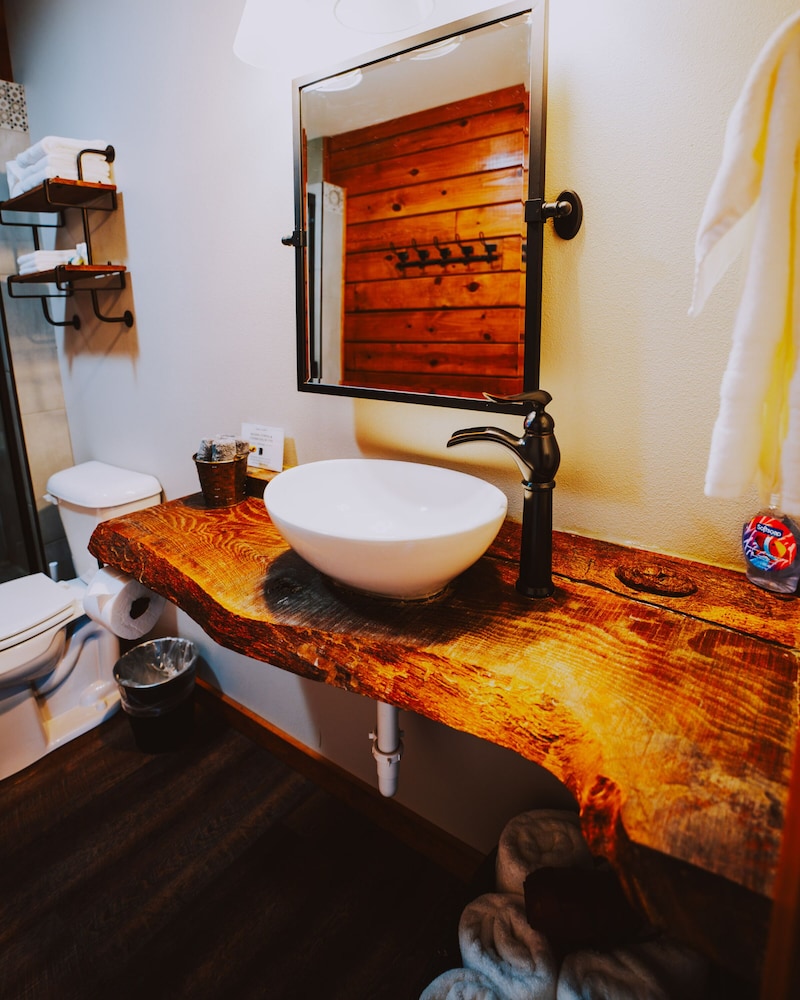 Starlight Haven Hot Springs - photo 100