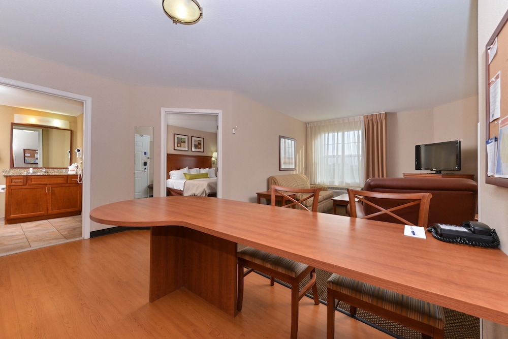 Candlewood Suites Elmira Horseheads by IHG - photo 7