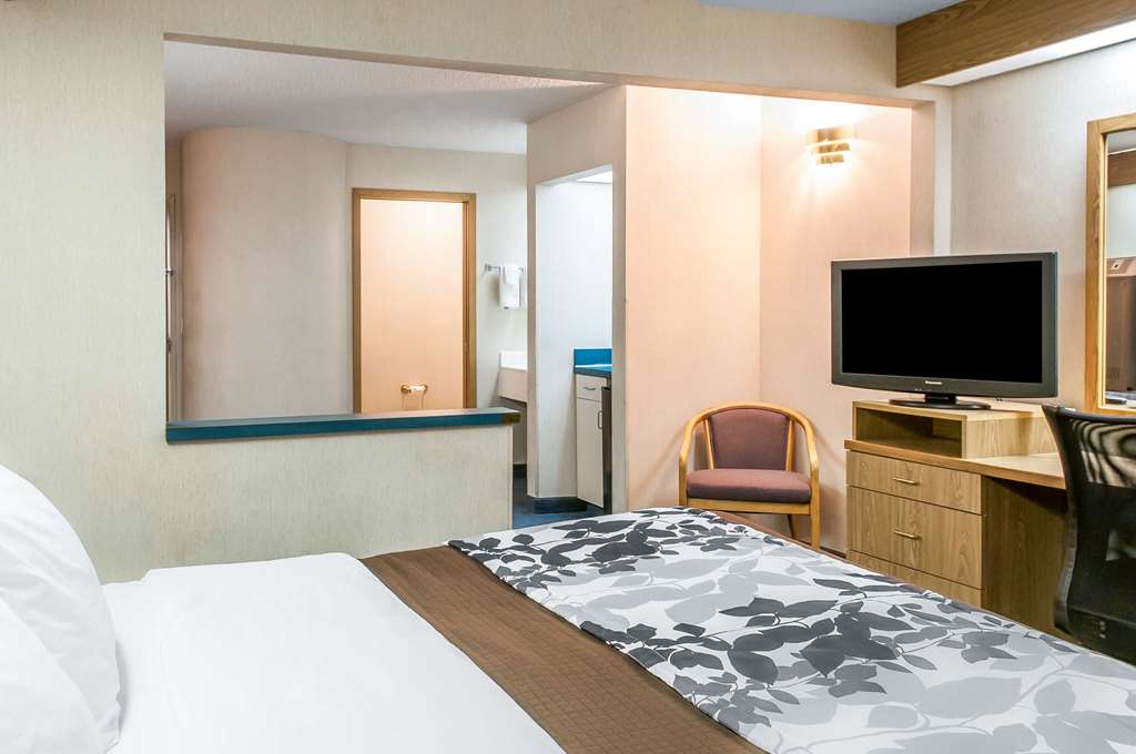 Sleep Inn University - photo 17