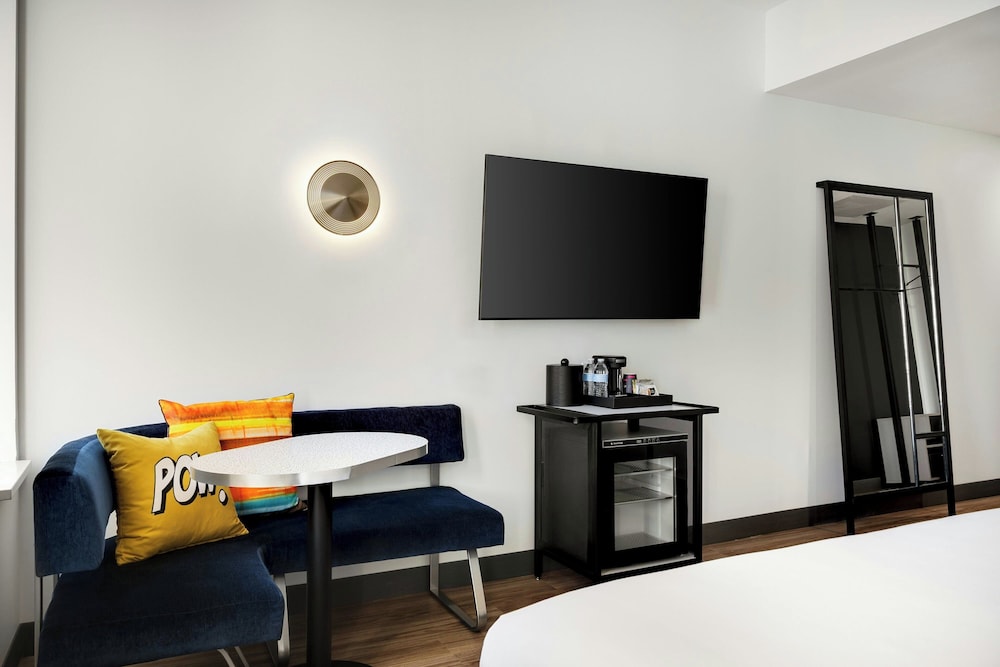 Aloft Indianapolis Downtown - photo 20