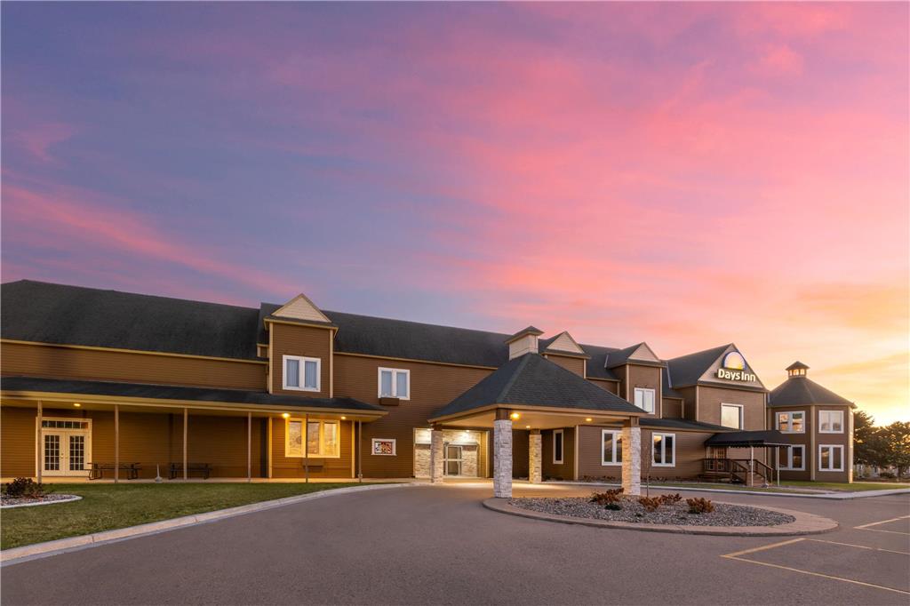 Days Inn by Wyndham Hutchinson - photo 3