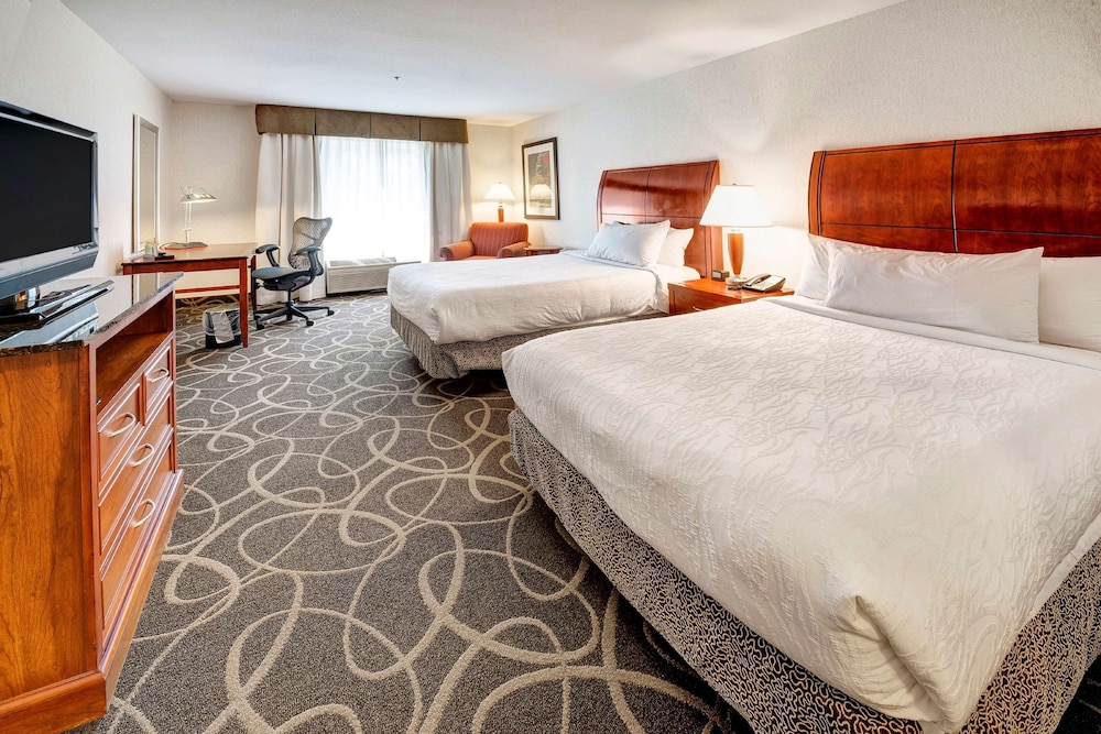 Hilton Garden Inn Portland Airport - photo 12