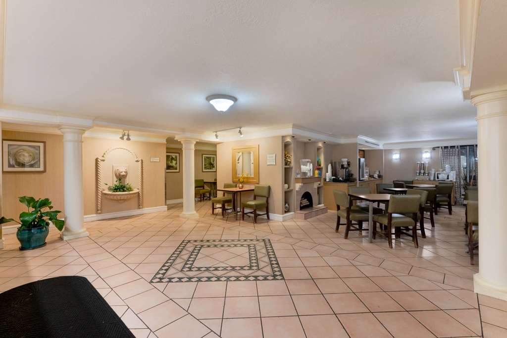 La Quinta Inn by Wyndham Cheyenne - photo 8