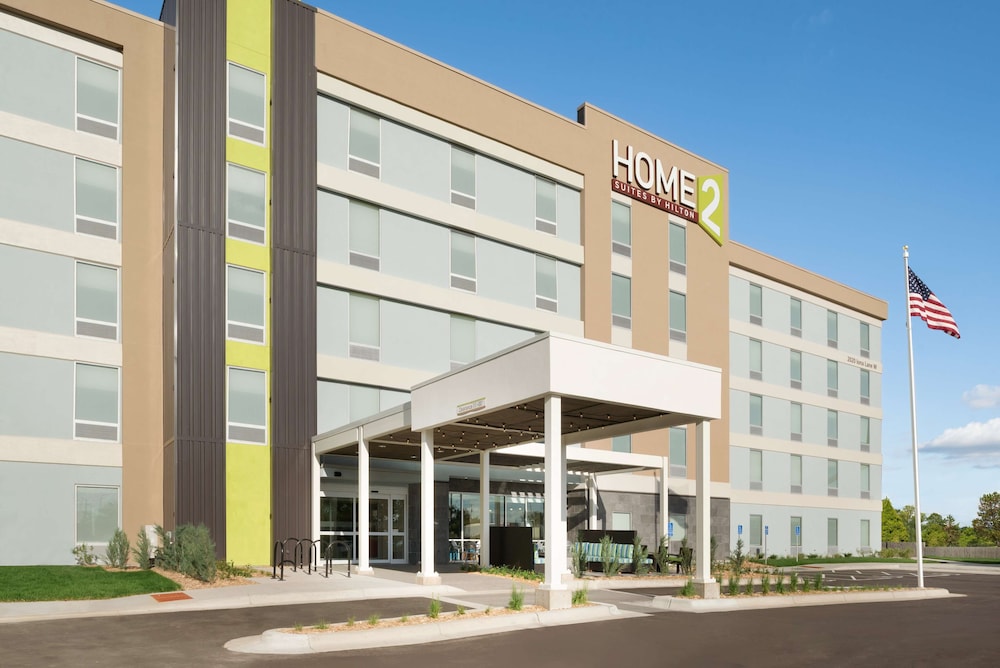Home2 Suites by Hilton Roseville Minneapolis - featured photo