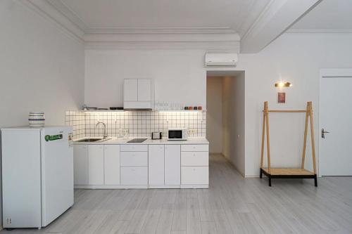 Super Central and Cozy Apartment Next to Stamba
