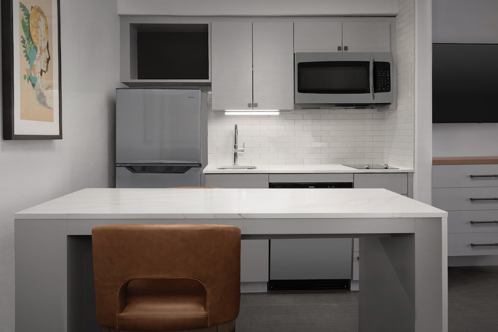 Homewood Suites by Hilton Vancouver Portland - photo 13