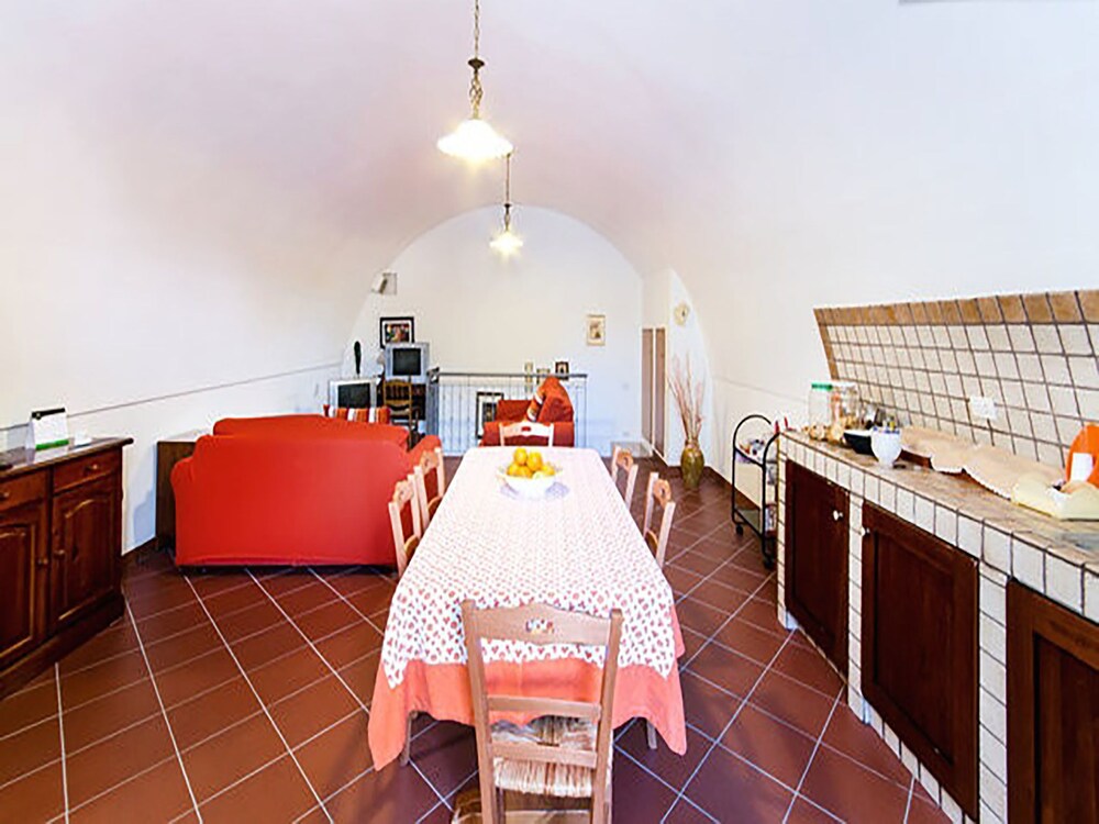 Roseus La Casa Vacanze nei Sassi — 4-Star Luxury Hotel in Matera, Italy
