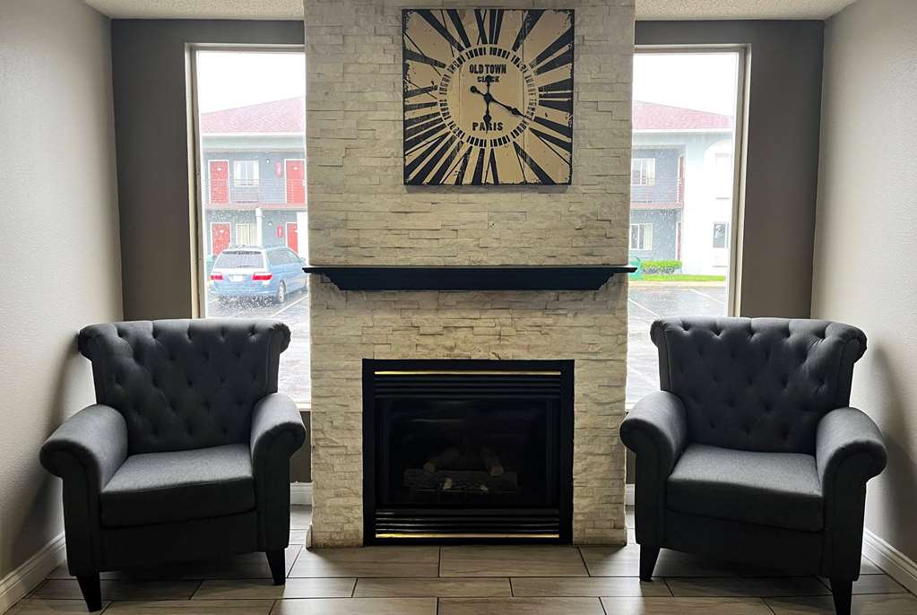 Super 8 by Wyndham Indianapolis NE Castleton Area - photo 16