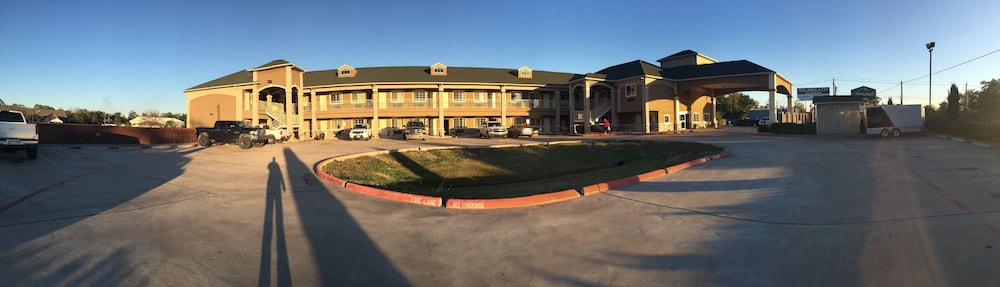Highlands Suites - photo 21