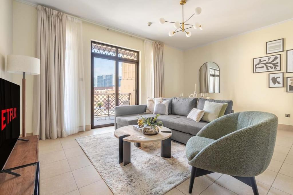 GuestReady Groove Getaway in Downtown Dubai — 4-Star Luxury Hotel in Dubai, United Arab Emirates