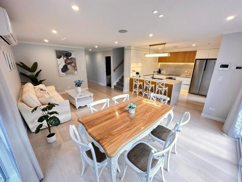 123B Forresthill Rd — 4-Star Luxury Hotel in Auckland, New Zealand
