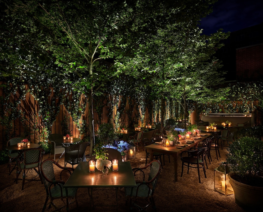 PUBLIC an Ian Schrager hotel - photo 46
