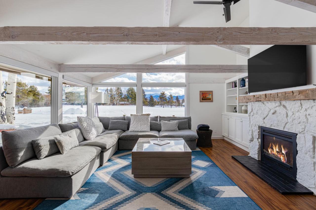 Golf Creek 16 in Jackson, United States