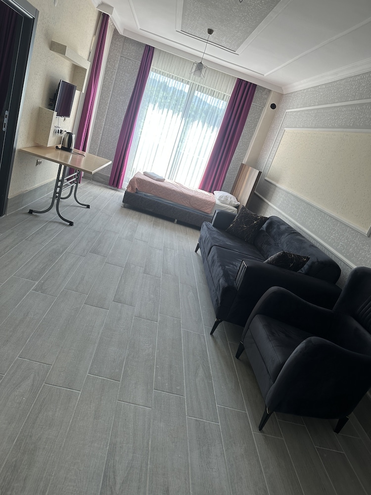 Ege Suit Otel - carbon neutral hotel in Bartin
