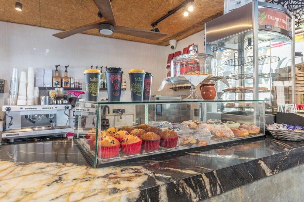 Coffee shop