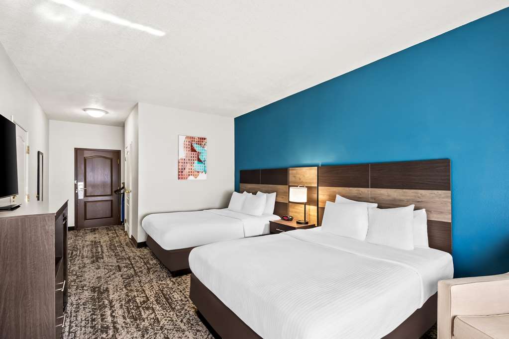 Best Western Fort Wayne Inn & Suites North - photo 31