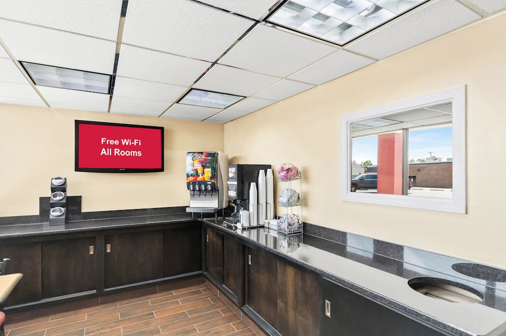 Red Roof Inn Berea - photo 23