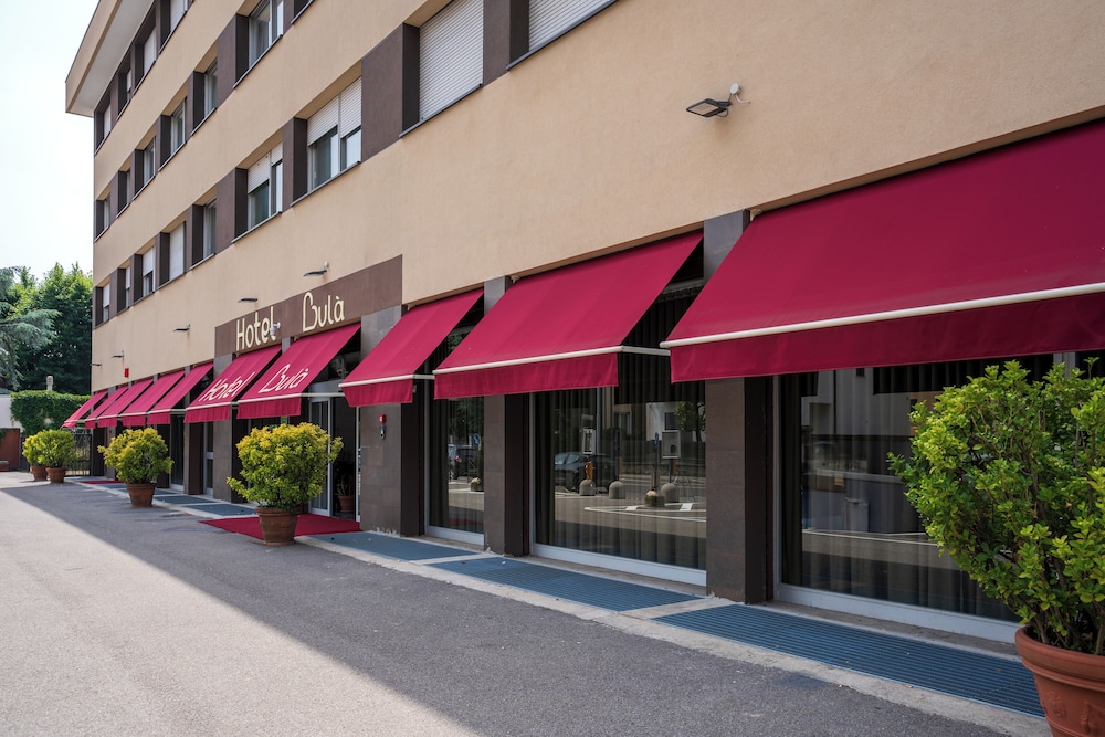 Hotel Bulà - carbon neutral hotel in Bollate