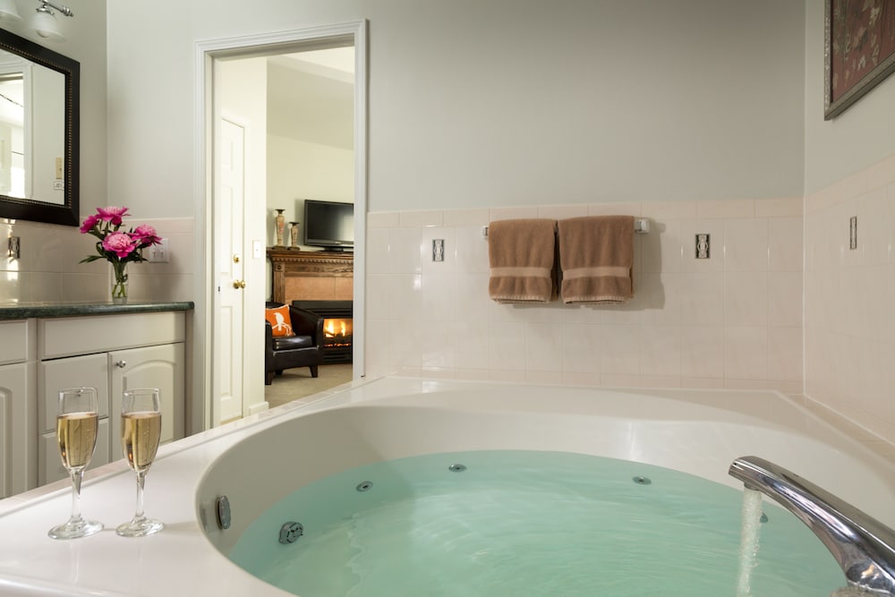 Beech Tree Inn & Cottage - photo 23