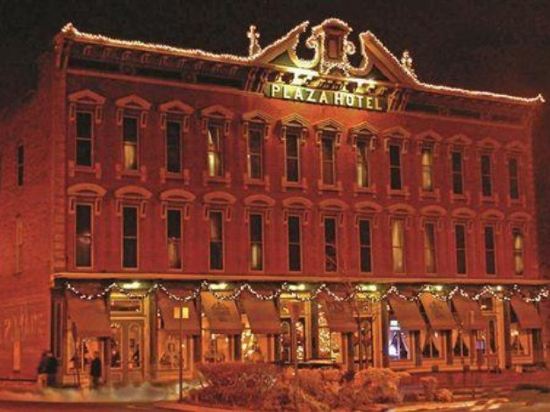 Historic Plaza Hotel - photo 2