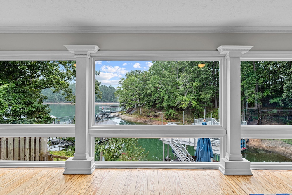 Lake Life — Buford