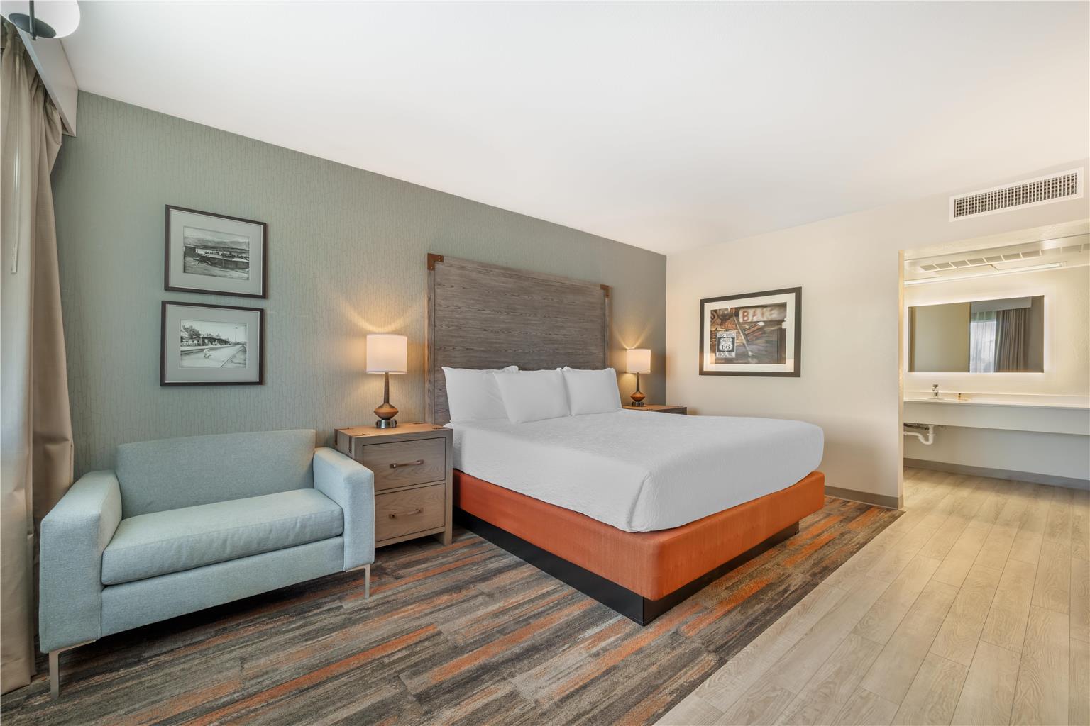 Best Western Plus King's Inn & Suites - photo 2