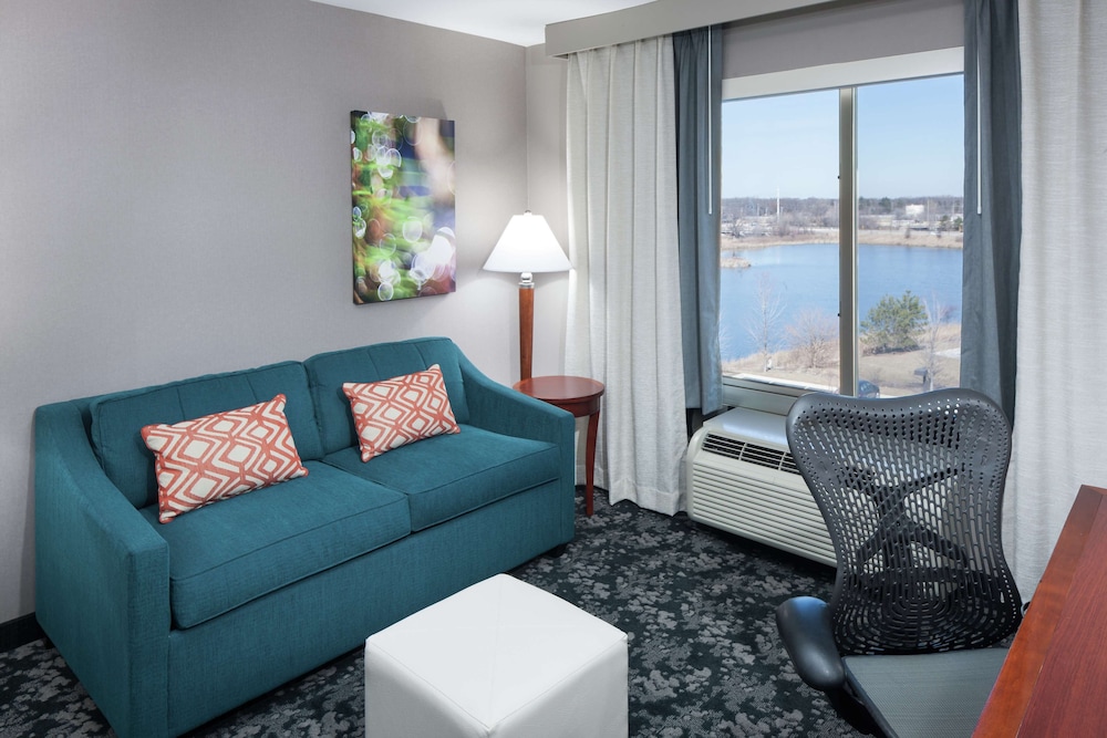 Hilton Garden Inn Naperville Warrenville - photo 8