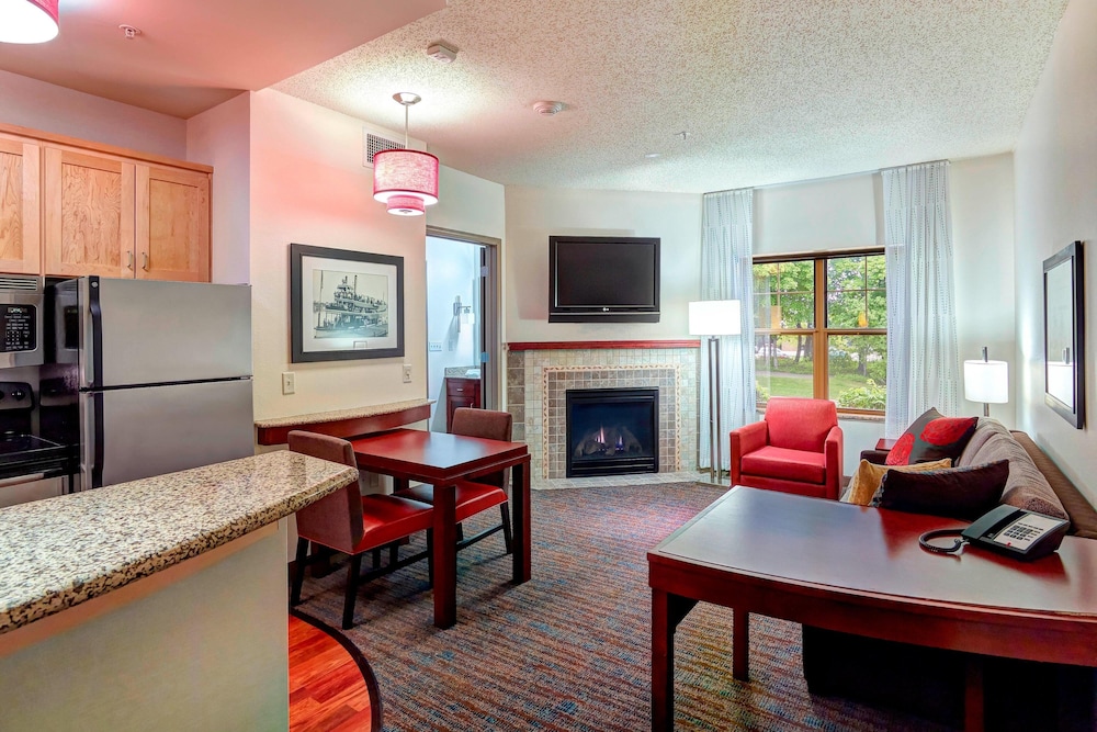 Residence Inn by Marriott Minneapolis Plymouth - photo 6