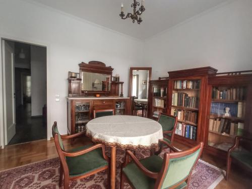 3 Generations Athenian home — 4-Star Luxury Hotel in Athens, Greece