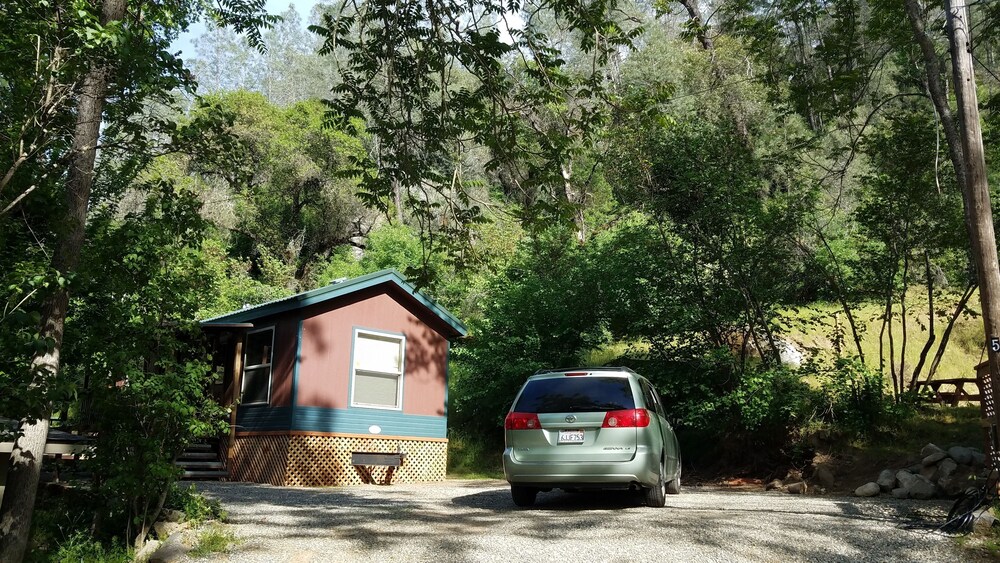 Indian Flat RV Park Tent Cabins & Cottages - photo 23