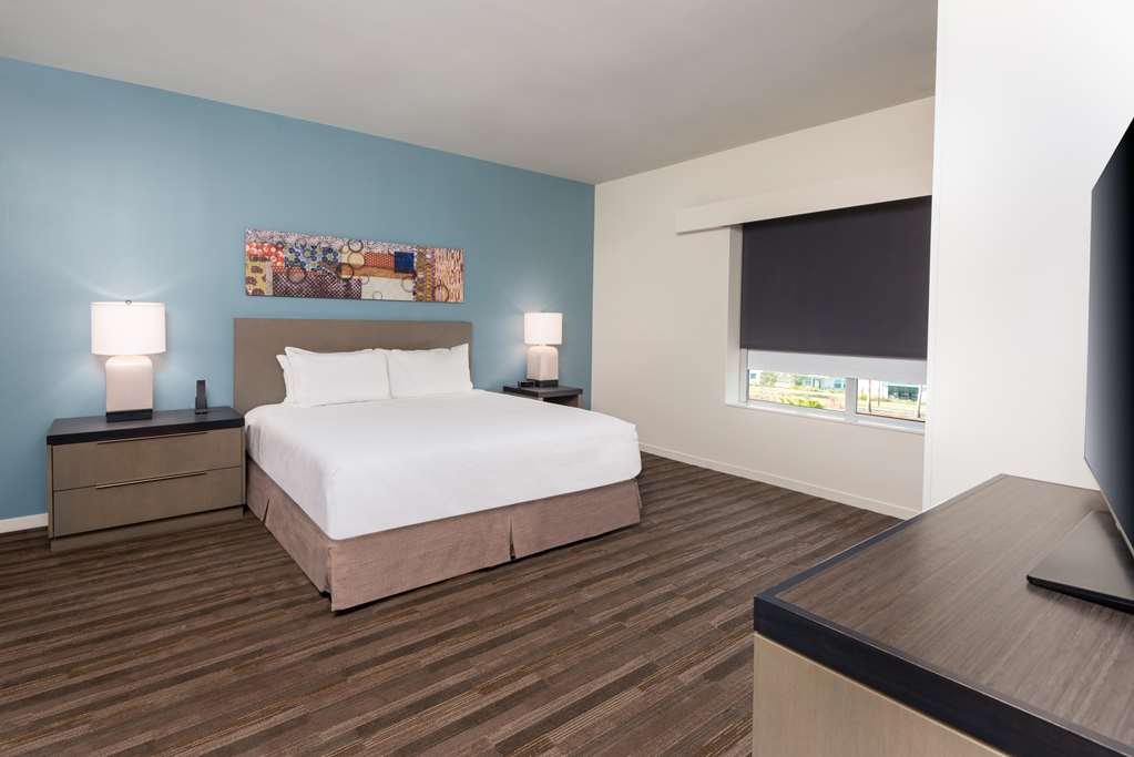 Hyatt House Orlando Airport - photo 42