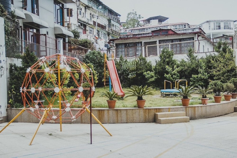 Hotel Drive Inn in Mussoorie, India