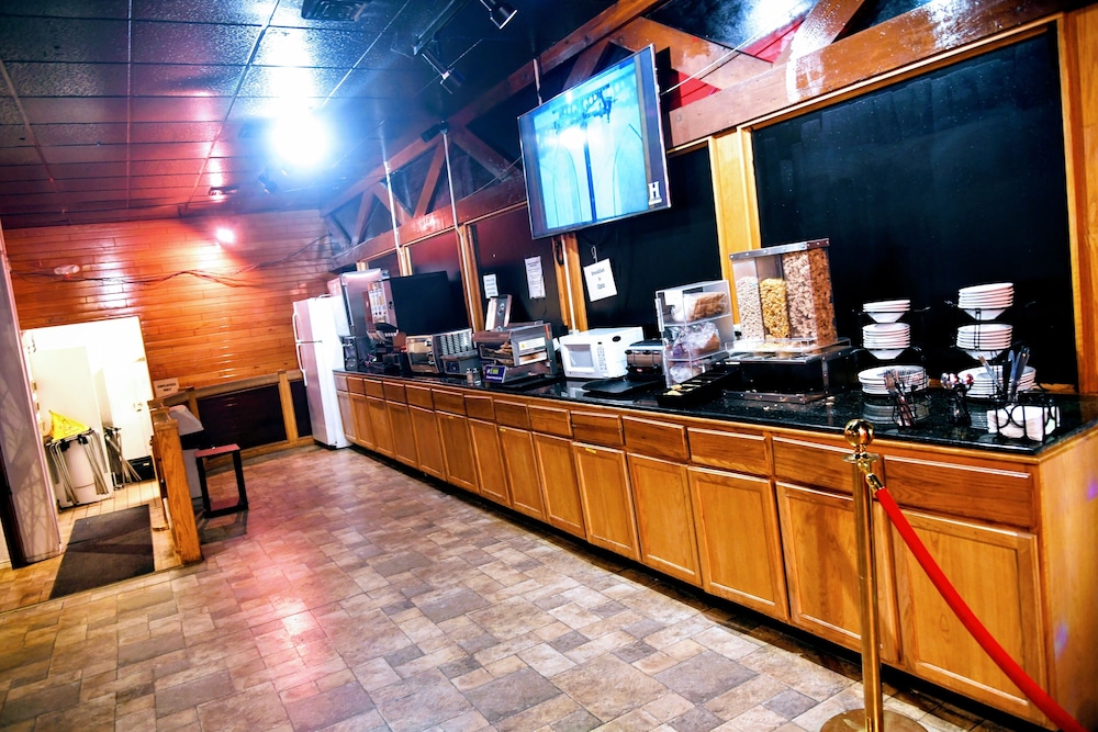 Douglas Inn & Conference Center - photo 40