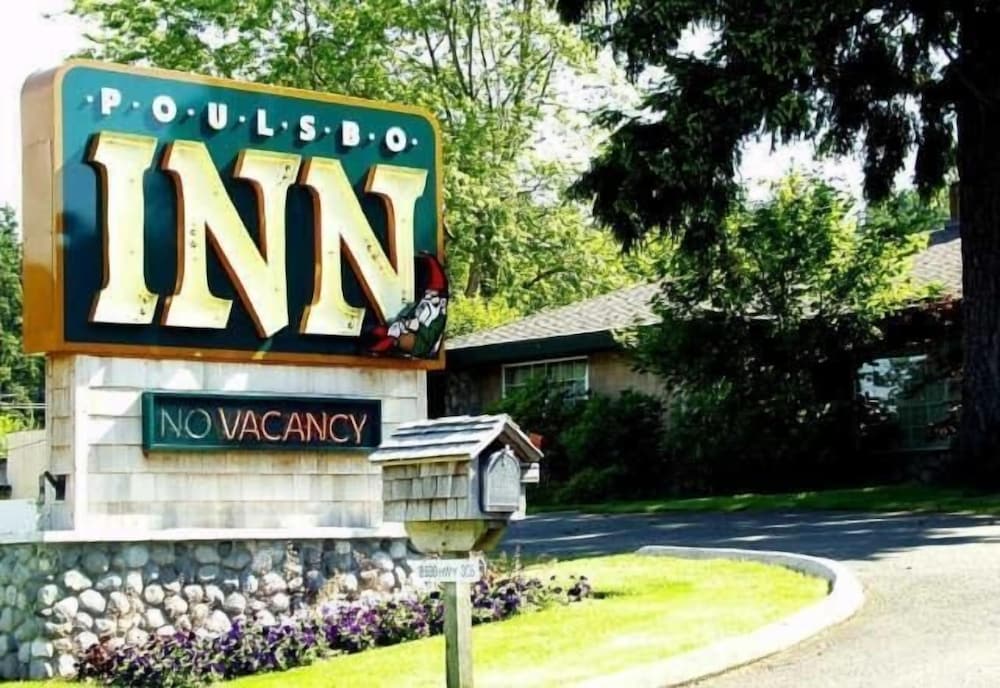 Poulsbo Inn & Suites - photo 17