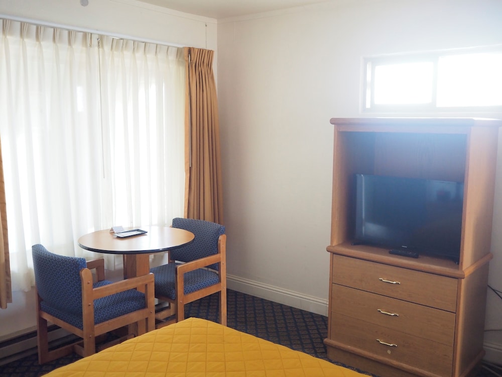 Wild Rivers Motor Lodge - photo 9