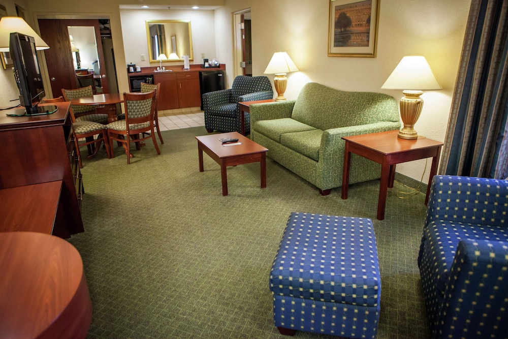 Hampton Inn & Suites Springfield Southwest - photo 15