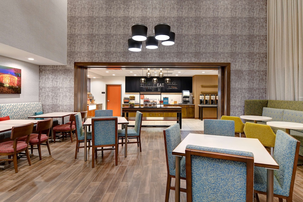 Hampton Inn & Suites Canal Winchester Columbus - photo 44