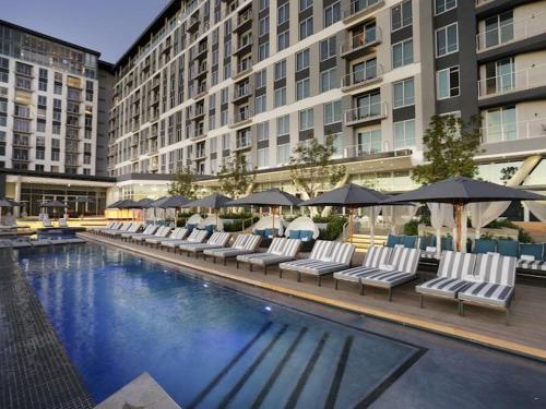 1 Bedroom Luxury Apartment in Luxury Hotel & Apartments in Sandton Central in Johannesburg, South Africa