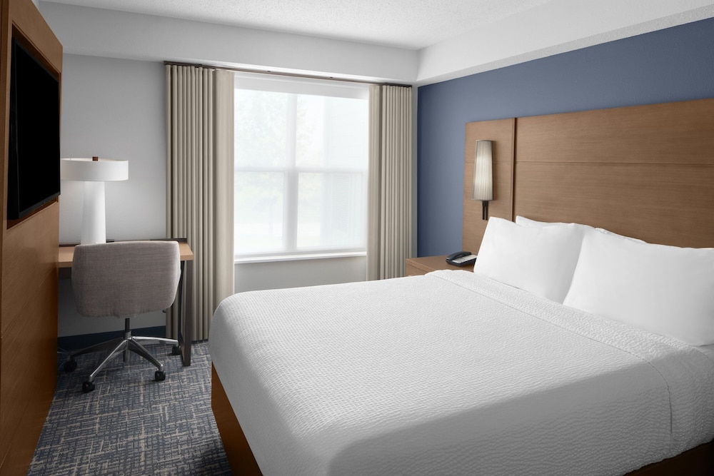 Residence Inn by Marriott Holland - photo 11