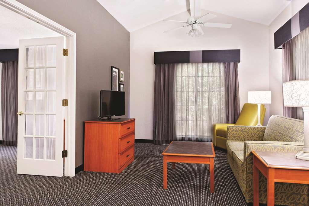 La Quinta Inn by Wyndham Champaign - photo 36