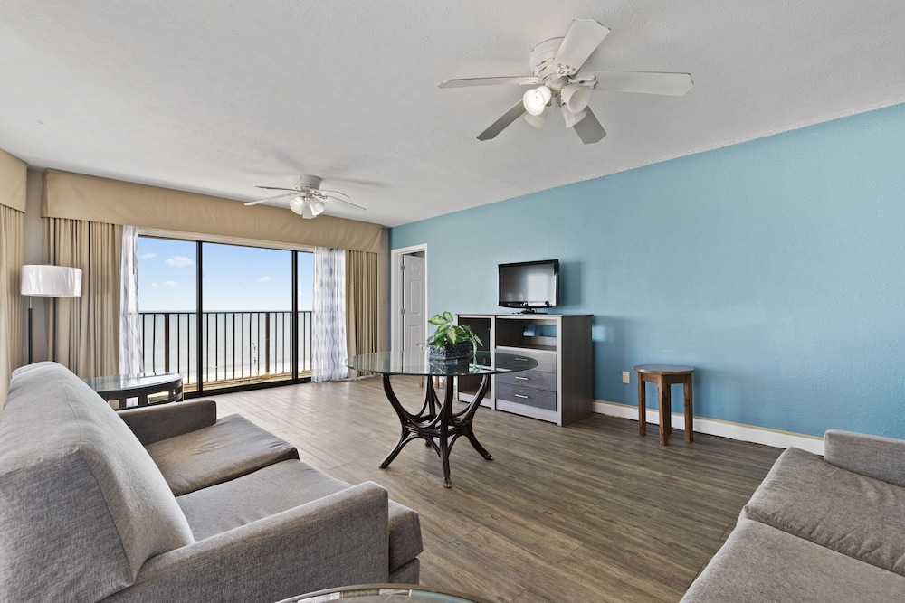 Ocean Crest Inn and Suites - photo 27