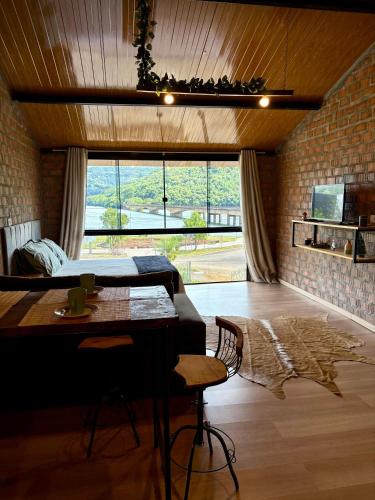 Pousada Refúgio das Águas Quarto 3 in Chapeco, Brasil