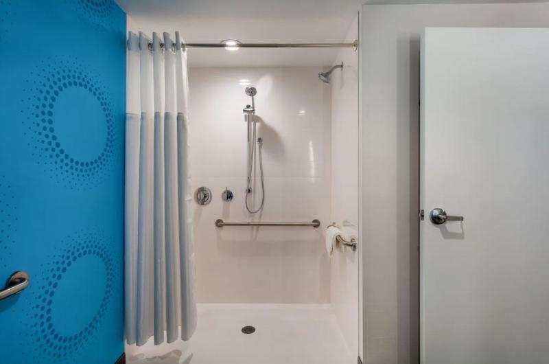 Tru By Hilton Chesterfield Township Detroit - photo 10